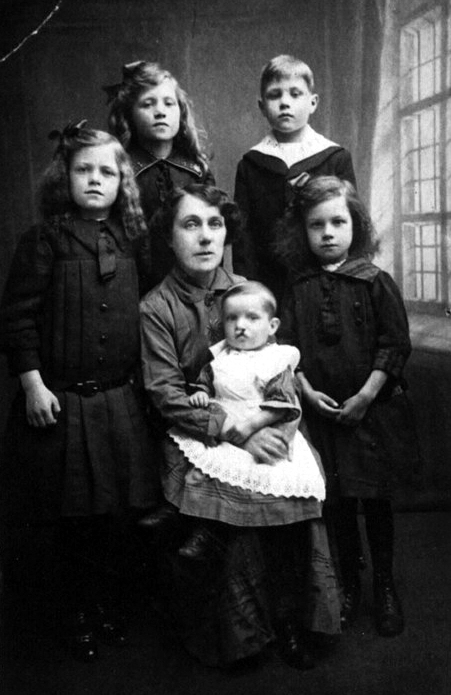 The family of Joseph Edward Smith